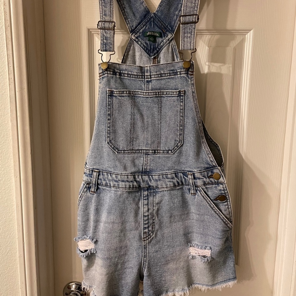 Short overalls